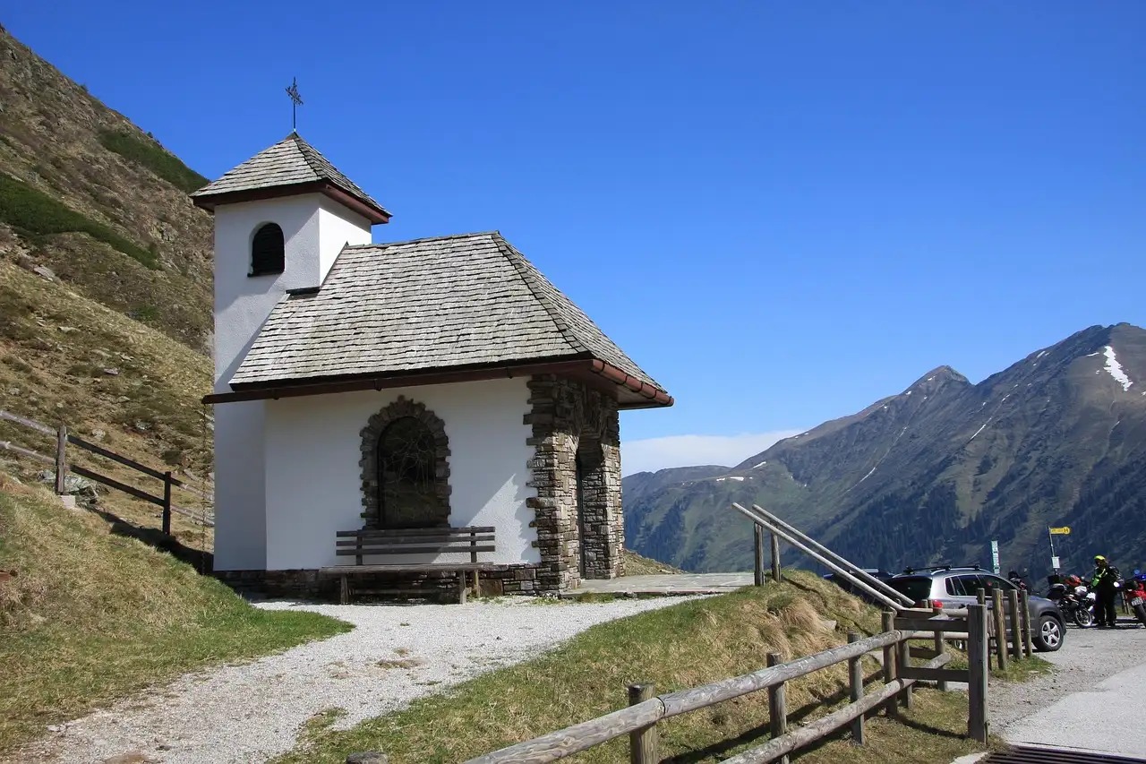 Repair of Roofing: Essential Guide